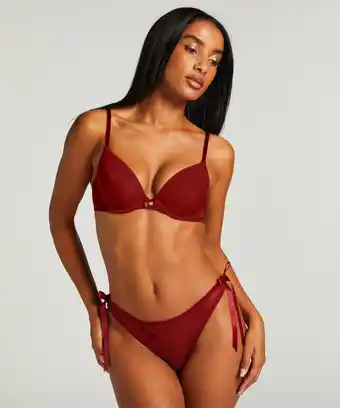 Hunkemoller Hunkemöller String Bebe Rood aanbieding