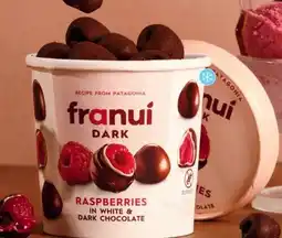 Albert Heijn Franui Raspberries in white & dark chocolate aanbieding