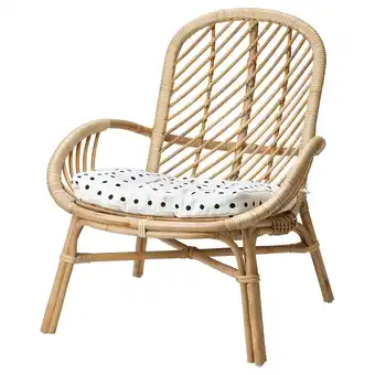 IKEA Brobock: rieten kinderfauteuil, lichtbruin, gebogen, met wit stippenkussen aanbieding