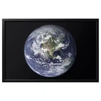 IKEA BjÖrksta, zwarte, ronde aardefoto ingelijst in aluminium, met aarde, wolken en oceanen aanbieding