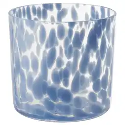 IKEA Een cilindrische, lichtblauwe glazen vaas met een gestructureerd, bubbelachtig patroon aanbieding