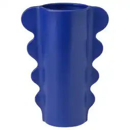 IKEA Een blauwe doftbrÄken vaas met golvende randen, gemaakt van steengoed aanbieding