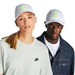Foot Locker New Era 9forty Ny Neon Adjustable Petten Unisex - Wit - Maat One Size aanbieding