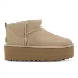 Foot Locker UGG Classic Laarzen Dames - Beige - Maat 37 - Leer aanbieding