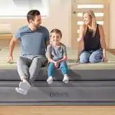 Bol.com Intex Prime Comfort luchtbed - Queensize - 152 x 203 x 51 cm - Ingebouwde elektrische pomp aanbieding
