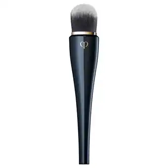 Douglas Clé de Peau Beauté Light Coverage Foundation Brush aanbieding