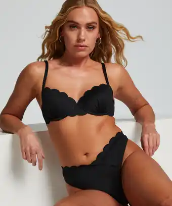 Hunkemoller Hunkemöller Hoog uitgesneden Bikinibroekje Scallop Zwart aanbieding