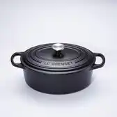 Amazon LE CREUSET Signature Braadpan met deksel ovaal geëmailleerd gietijzer, 27 cm, 4.1 liter, mat zwart aanbieding