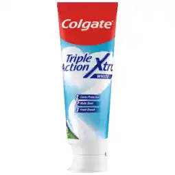 PLUS Colgate Triple action whitening tandpasta aanbieding