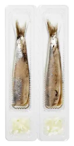 PLUS PLUS Maatjes Haring 2st met uitjes aanbieding