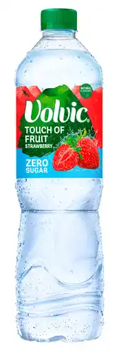 PLUS Volvic Touch of fruit strawberry aanbieding