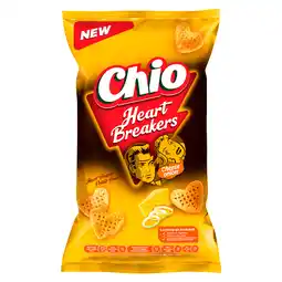 PLUS Chio Heartbreakers Cheese & onion aanbieding