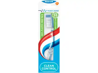 Hoogvliet Aquafresh Tandenborstel flex & control medium aanbieding