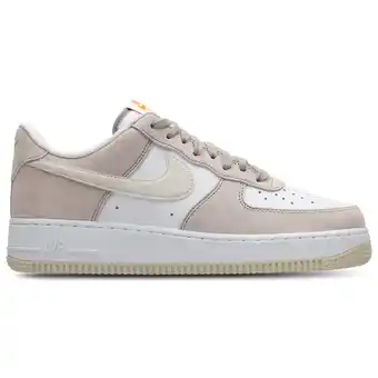 Foot Locker Nike Air Force Sneakers Heren - Beige - Maat 44.5 - Leer aanbieding