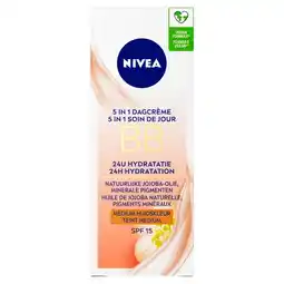 Kruidvat NIVEA 5-In-1 SPF15 Medium Huidskleur BB Cream aanbieding
