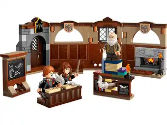 MediaMarkt Lego Harry Potter 76442 Kasteel Zweinstein: Toverspreukenles Bouwstenen aanbieding