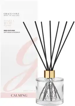 De Online Drogist Grace Cole Vanilla Blush & Peony Reed Diffuser aanbieding