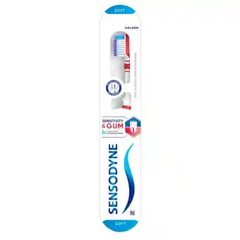 Kruidvat Sensodyne Sensitivity & Gum Soft Tandenborstel aanbieding