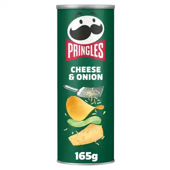 PLUS Pringles Chips Cheese & onion aanbieding