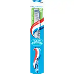 Dekamarkt Aquafresh Tandenborstel clean control soft aanbieding