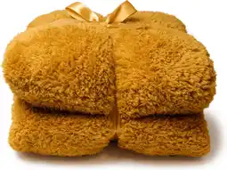 Intratuin Unique Living plaid Teddy geel 150 x 200 cm aanbieding