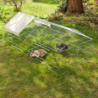 Zooplus Kerbl Ren Luxus met Puntdak L220xB103xH85cm aanbieding