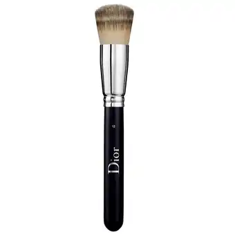 Douglas DIOR Dior Backstage Full Coverage Foundation Brush N°12 aanbieding
