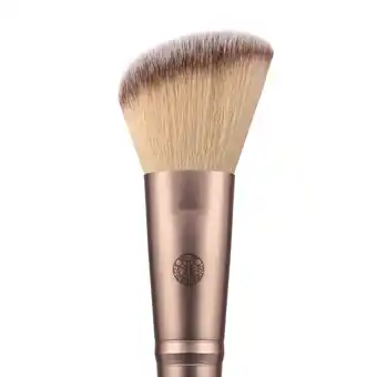 Douglas Luvia 213 // Blush Brush - Prime Vegan Elegance aanbieding