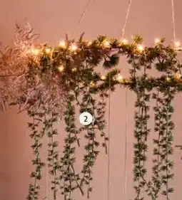 Intratuin Kroonluchter kunstkerstkrans. aanbieding