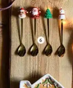 Intratuin Theelepels kerst. Goud, aanbieding