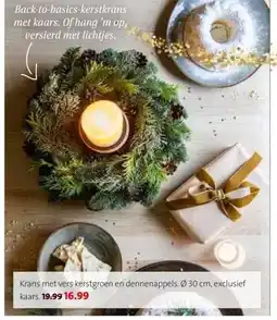 Intratuin Krans met vers kerstgroen en dennenappels. aanbieding