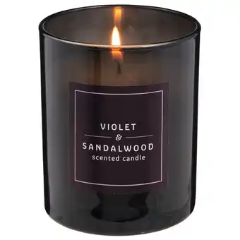Kruidvat Kruidvat Violet & Sandalwood Geurkaars aanbieding