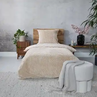 Action Teddy Hexagon dekbedovertrek - taupe aanbieding