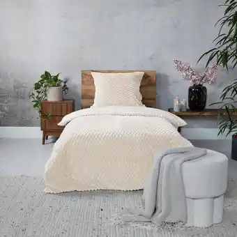 Action Teddy Hexagon dekbedovertrek - crème-wit aanbieding