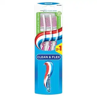 Trekpleister Aquafresh Clean & Flex Medium Tandenborstels aanbieding