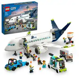 Intertoys LEGO City passagiersvliegtuig 60367 aanbieding