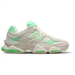 Foot Locker New Balance 9060 Sneakers Dames - Bruin - Maat 38 - Suède aanbieding