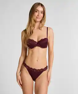 Hunkemoller Hunkemöller String Lace & Shine Paars aanbieding