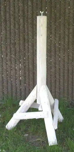 Pets Place Wildbird Paal Voederhuis White Wash - Voederhuis - per stuk aanbieding