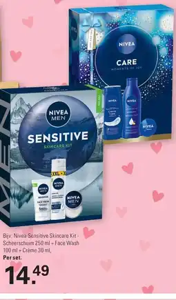 De Online Drogist Nivea Sensitive Skincare Kit - Scheerschuim + face wash + creme aanbieding