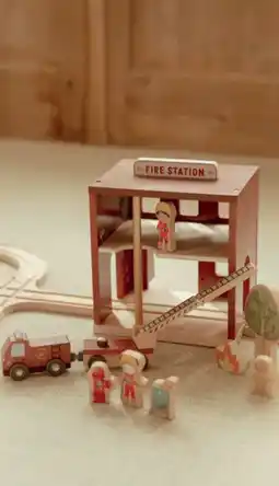 Babypark Little Dutch brandweerstation aanbieding