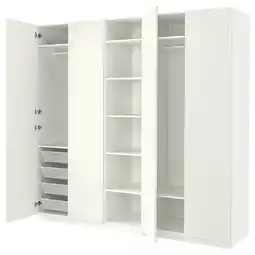 IKEA Een witte pax-kledingkast met open deuren, onthullende planken en gaasmanden aan de binnenkant aanbieding