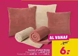 Xenos Kussen of plaid Blokje P aanbieding