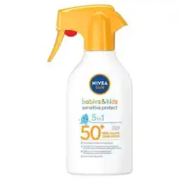 Etos NIVEA SUN Babies & Kids Sensitive Zonnebrand Spray SPF50+ 250 ML aanbieding