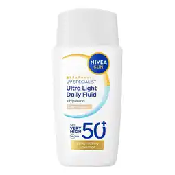Etos NIVEA SUN UV Face Specialist Ultra Light Daily Fluid Light Tinted SPF50+ 40 ML aanbieding