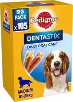 Bol.com Pedigree Dentastix - Medium Hond - Gebitsverzorging - 105 Kauwsnacks aanbieding