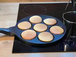 Bol.com Pannenkoekenpan - Crêpemaker - Pancake Maker - Pancake Pan 7 Kop Marmeren Anti Aanbaklaag aanbieding