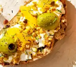 Jumbo Tomaat oregano met stracciatella groene olijf en citrus aanbieding
