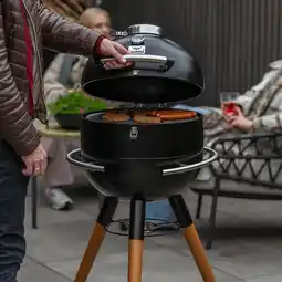 Action SUMM EGG barbecue met onderstel aanbieding