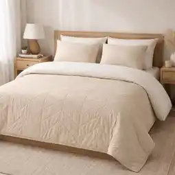 Action Dekbedovertrek met bedsprei aanbieding